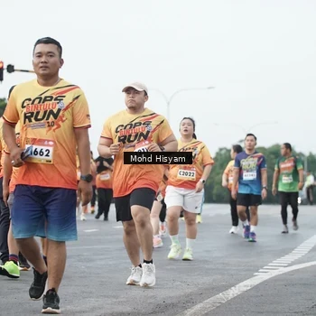 Runner Photo 9165786