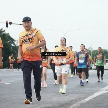 Runner Photo 9165812