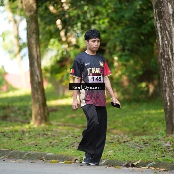 Runner Photo 9165928