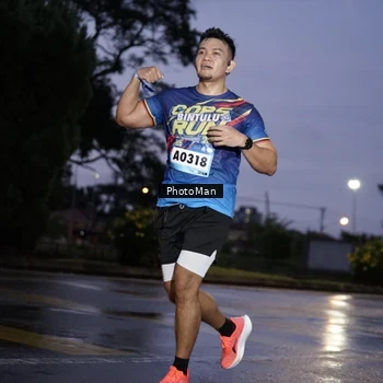 Runner Photo 9165953