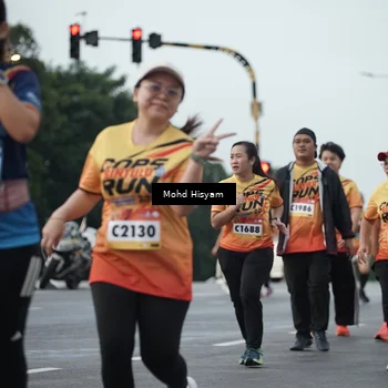 Runner Photo 9166270