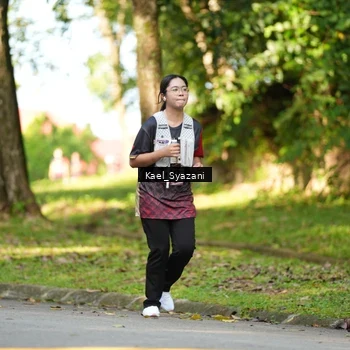 Runner Photo 9166372