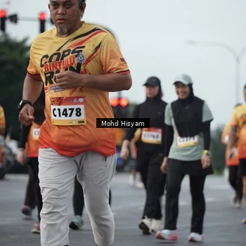 Runner Photo 9166377