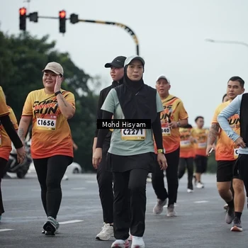 Runner Photo 9166389