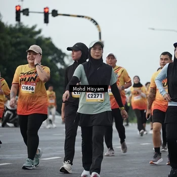 Runner Photo 9166396