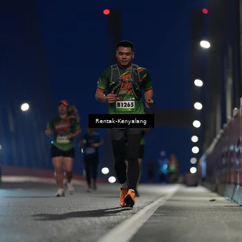 Runner Photo 9166523