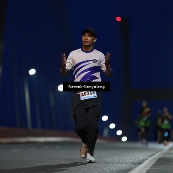 Runner Photo 9166596