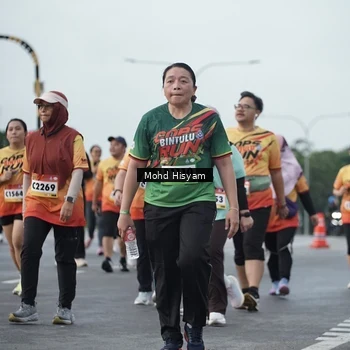 Runner Photo 9167449