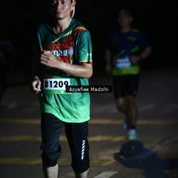 Runner Photo 9167488