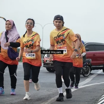 Runner Photo 9167500