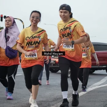 Runner Photo 9167536