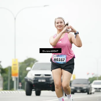 Runner Photo 9167684