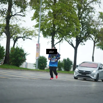 Runner Photo 9169100