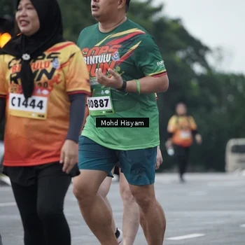 Runner Photo 9170397