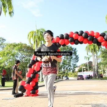 Runner Photo 9170938