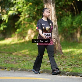 Runner Photo 9171037