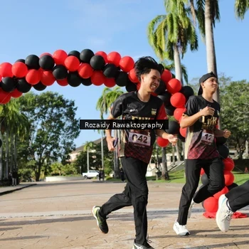 Runner Photo 9171426