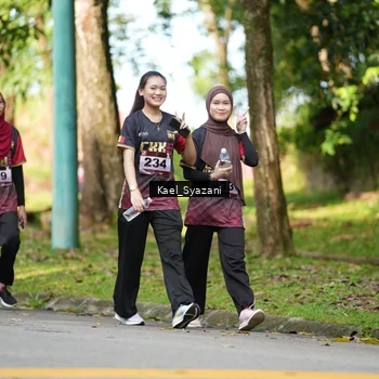Runner Photo 9171433