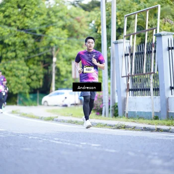 Runner Photo 9172063