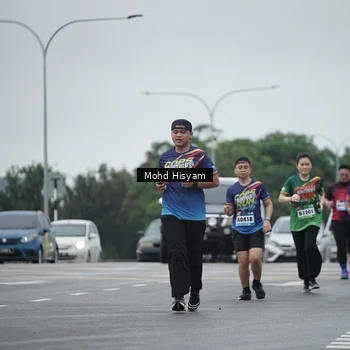 Runner Photo 9172405