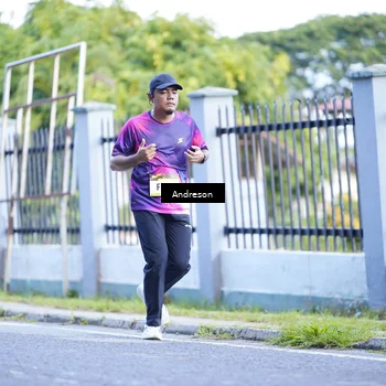 Runner Photo 9172510