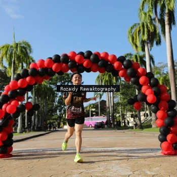 Runner Photo 9172544