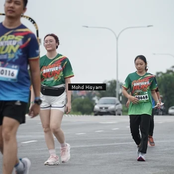 Runner Photo 9172849