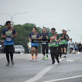 Runner Photo 9173004