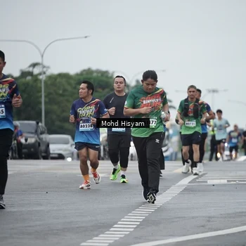Runner Photo 9173020