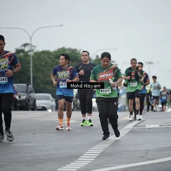 Runner Photo 9173022