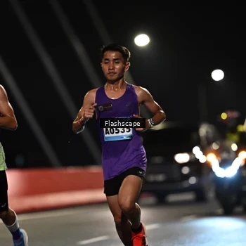 Runner Photo 9174911