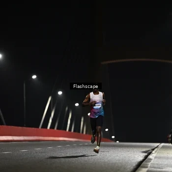 Runner Photo 9174912