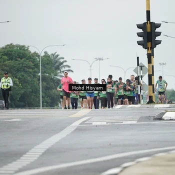 Runner Photo 9175502