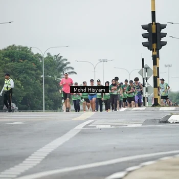 Runner Photo 9175513