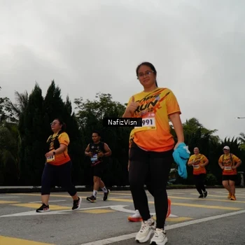 Runner Photo 9175543