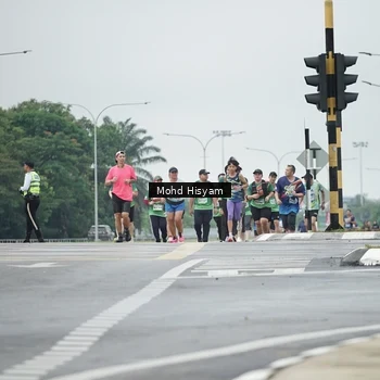 Runner Photo 9175557