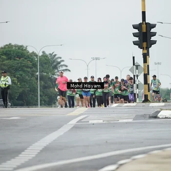 Runner Photo 9175559