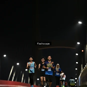 Runner Photo 9176981