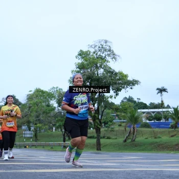 Runner Photo 9177556