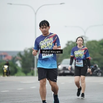 Runner Photo 9177705