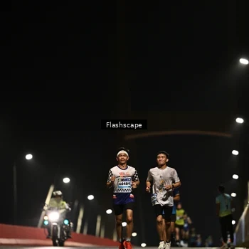 Runner Photo 9179001