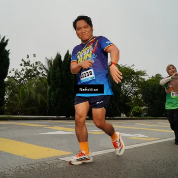 Runner Photo 9180003