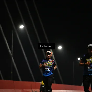 Runner Photo 9180153
