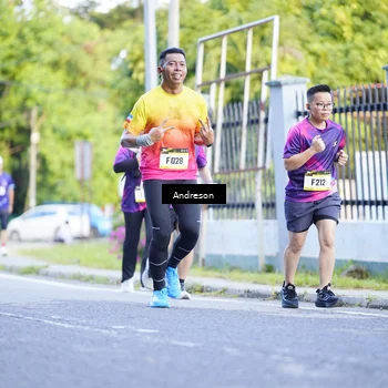 Runner Photo 9180500