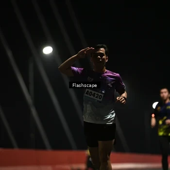 Runner Photo 9180635