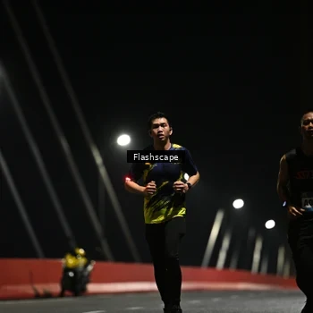 Runner Photo 9180686