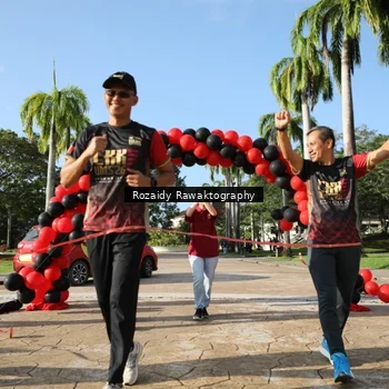 Runner Photo 9182080