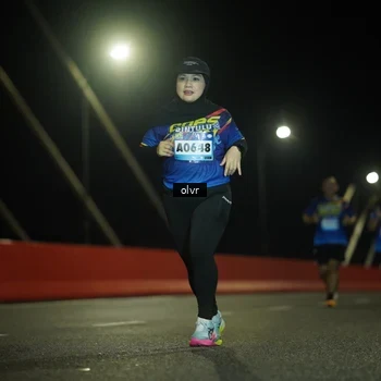 Runner Photo 9182102