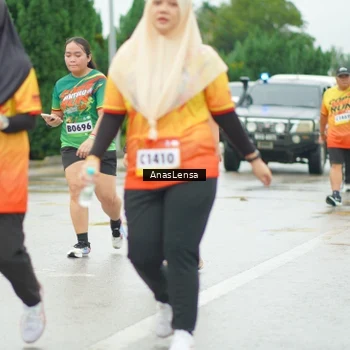 Runner Photo 9183270