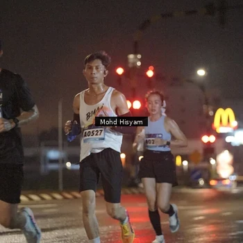Runner Photo 9183844